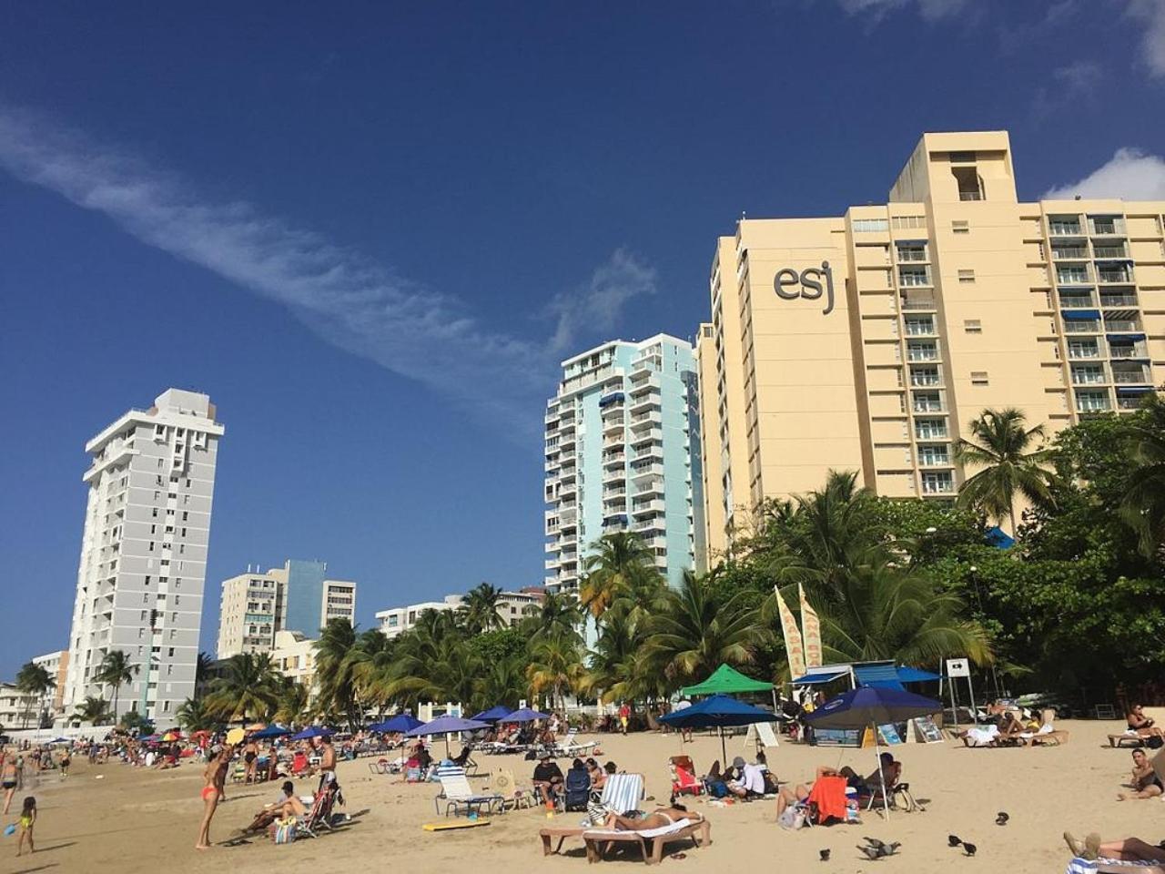 Tropical Studio At The Beach In Isla Verde San Juan Buitenkant foto